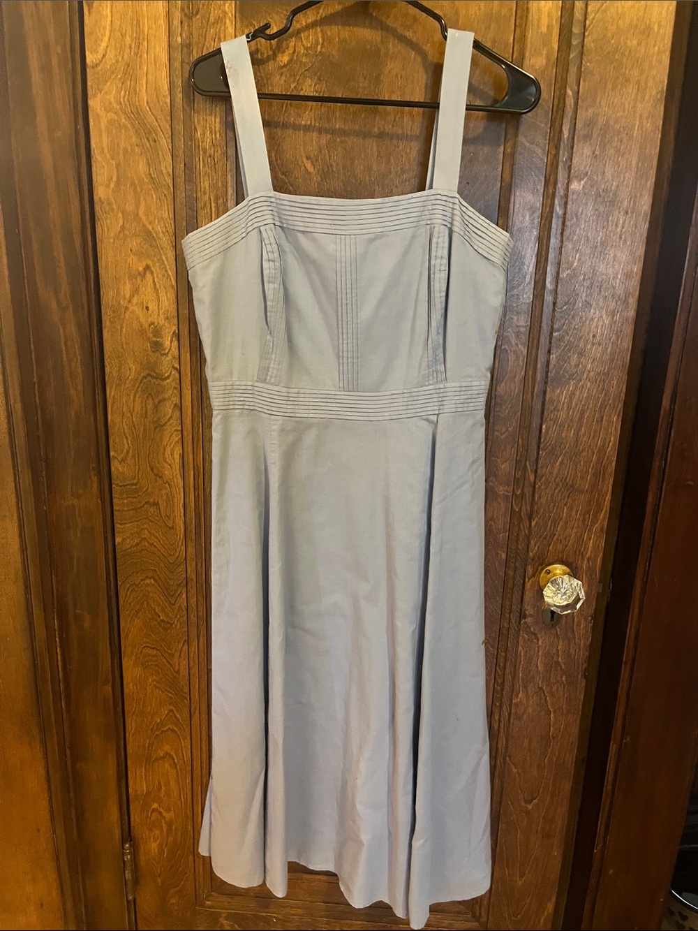 Sleeveless Light Blue Midi Dress with Structured Bodice